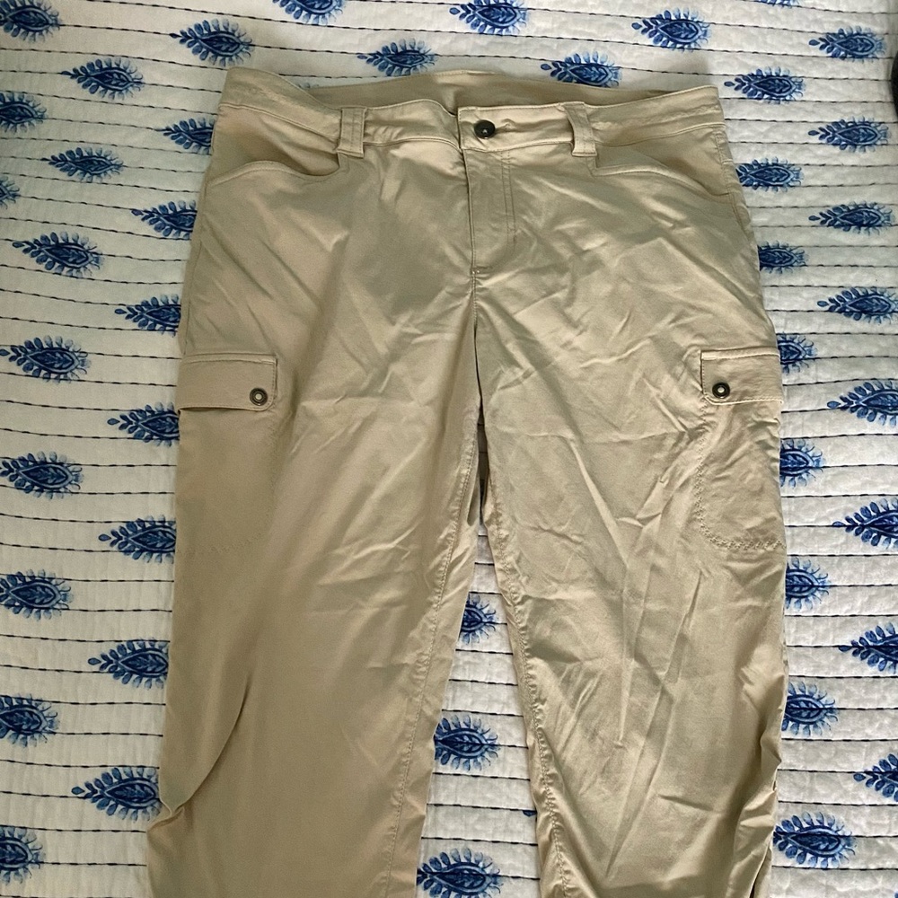 Eddie Bauer Capri Pants